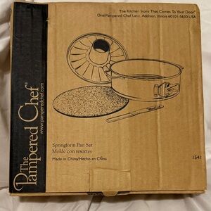 Pampered Chef Springform Pan Set
